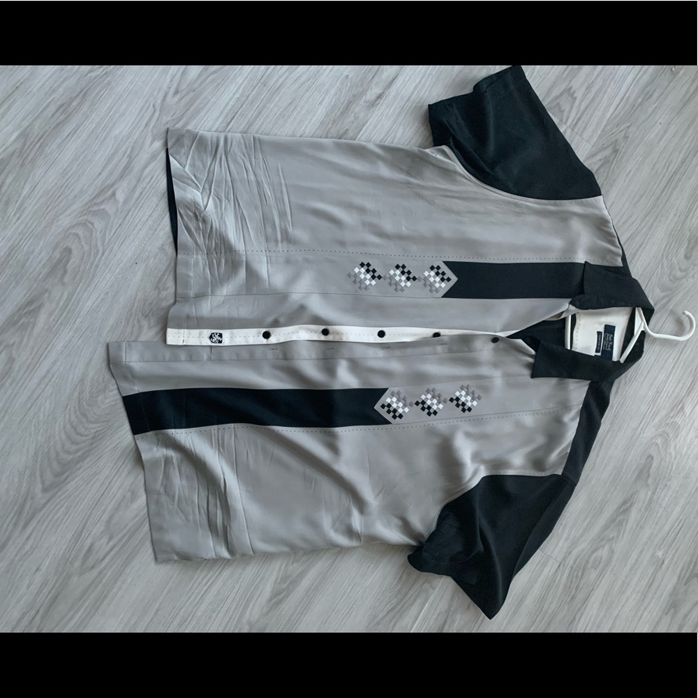 Men’s shirt